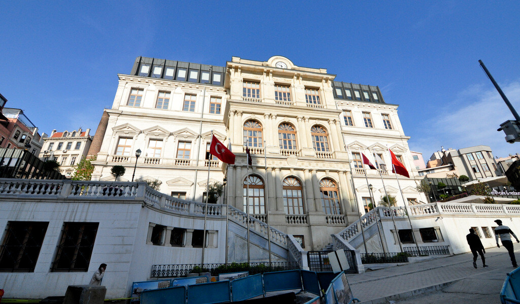 Beyoğlu Belediye Binası