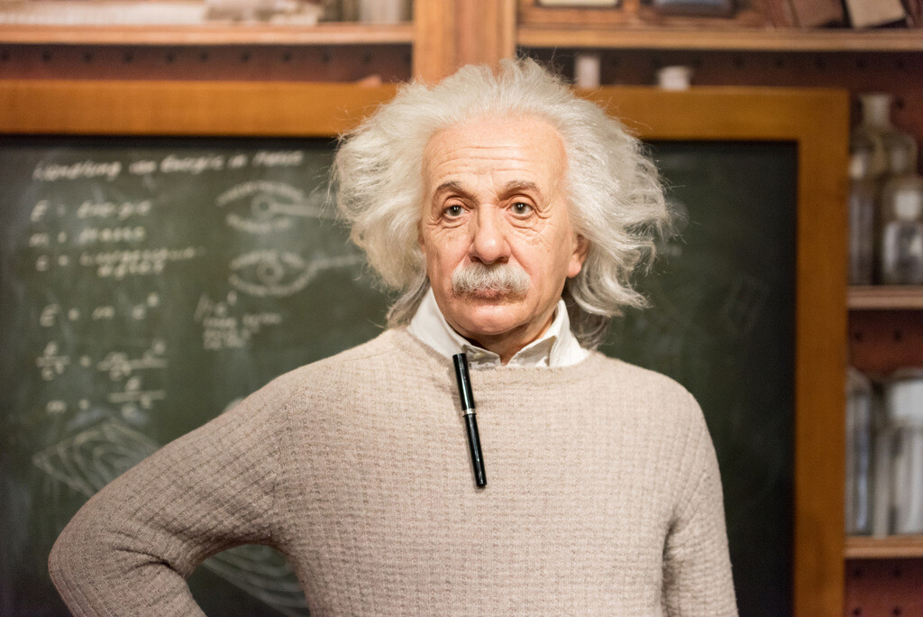 Albert Einstein Balmumu Heykeli İstanbul